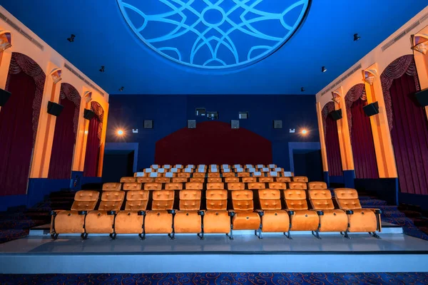 Large Cinema Theater Interior Seat Rows Audience Sit Movie Theater — Stock Photo, Image