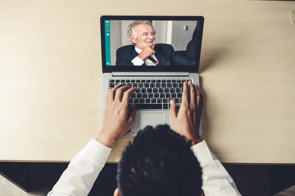 Videollamada Gente Negocios Reuniéndose Lugar Trabajo Virtual Oficina Remota Teleconferencia —  Fotos de Stock